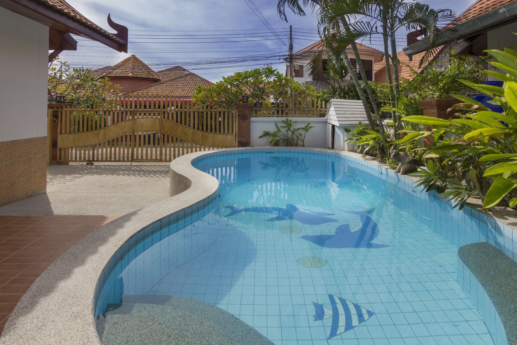 Nowhere Villa Pluto Pattaya Exterior foto